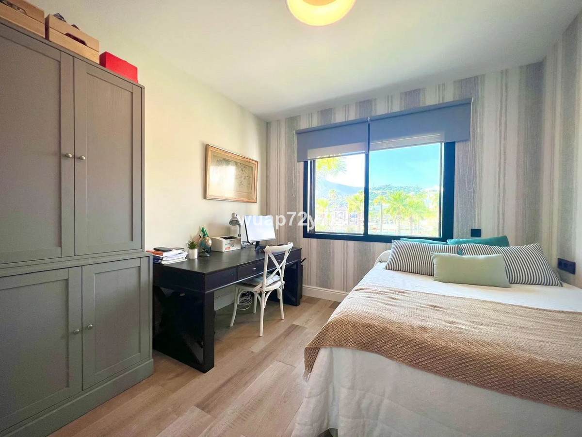 Appartement te koop in Estepona | 3 slaapkamers H5080138