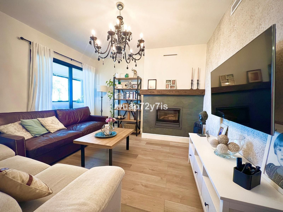 Appartement te koop in Estepona | 3 slaapkamers H5080138