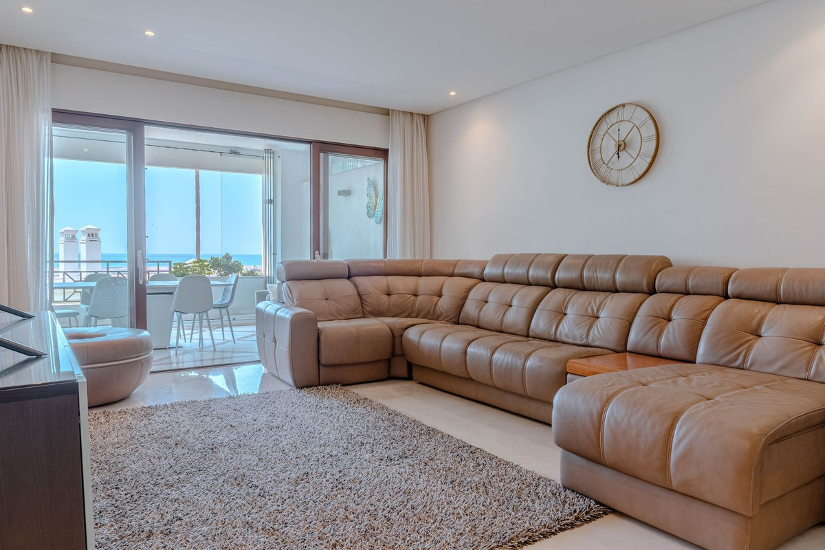 Appartement te koop in Estepona | 3 slaapkamers H5080258