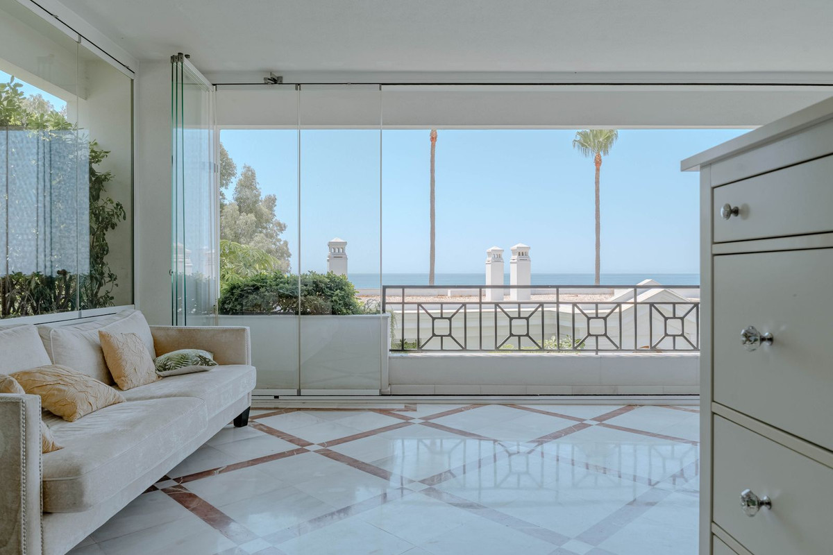 Appartement te koop in Estepona | 3 slaapkamers H5080258