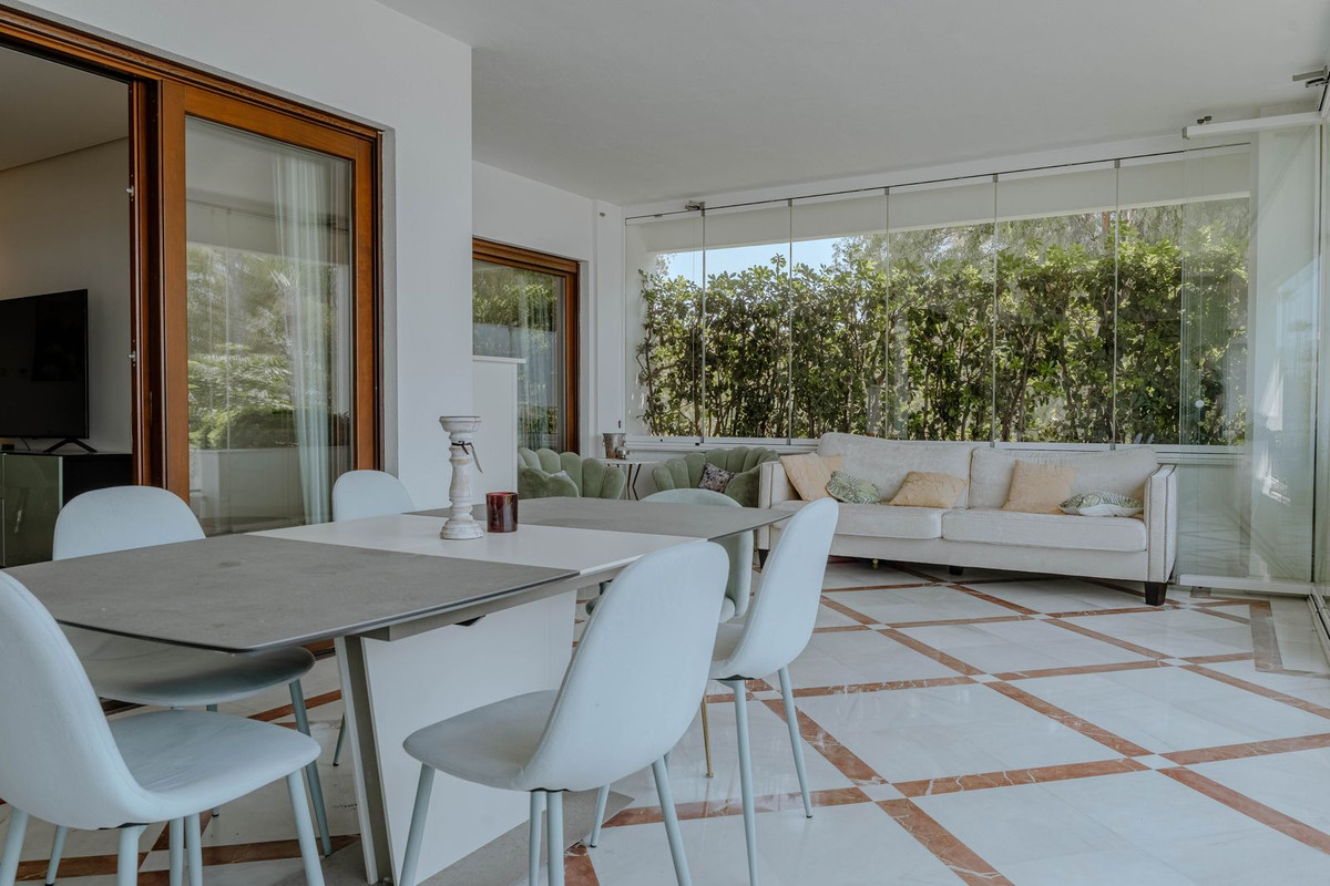 Appartement te koop in Estepona | 3 slaapkamers H5080258