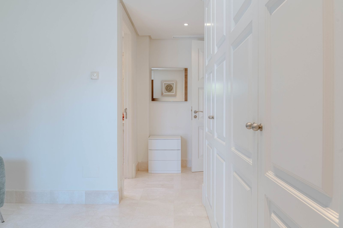Appartement te koop in Estepona | 3 slaapkamers H5080258