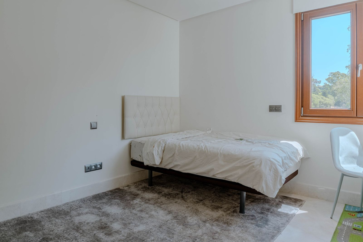 Appartement te koop in Estepona | 3 slaapkamers H5080258