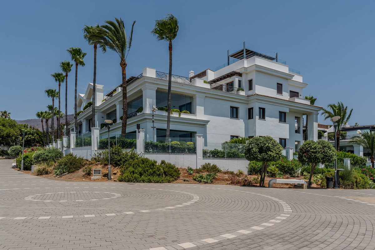 Appartement te koop in Estepona | 3 slaapkamers H5080258