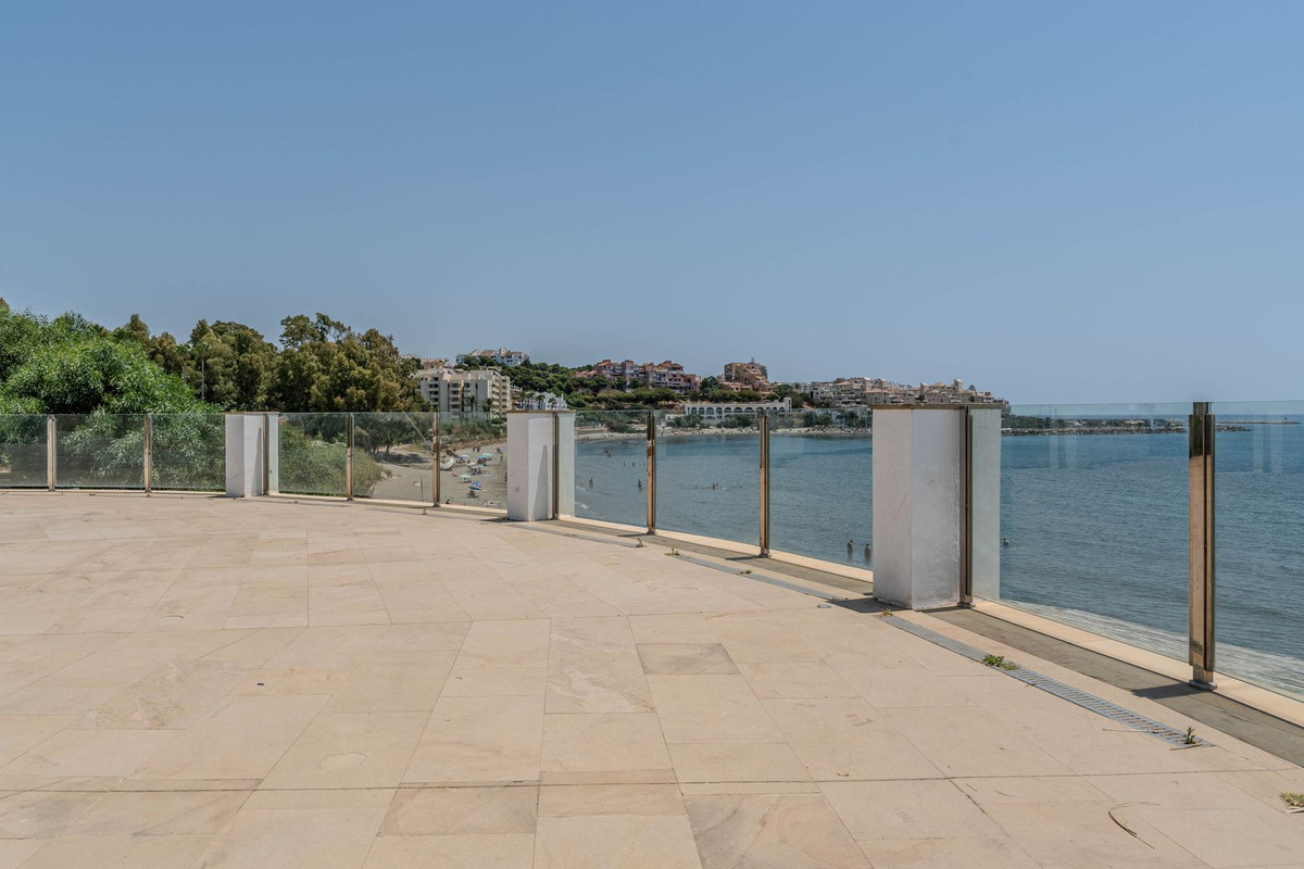 Appartement te koop in Estepona | 3 slaapkamers H5080258