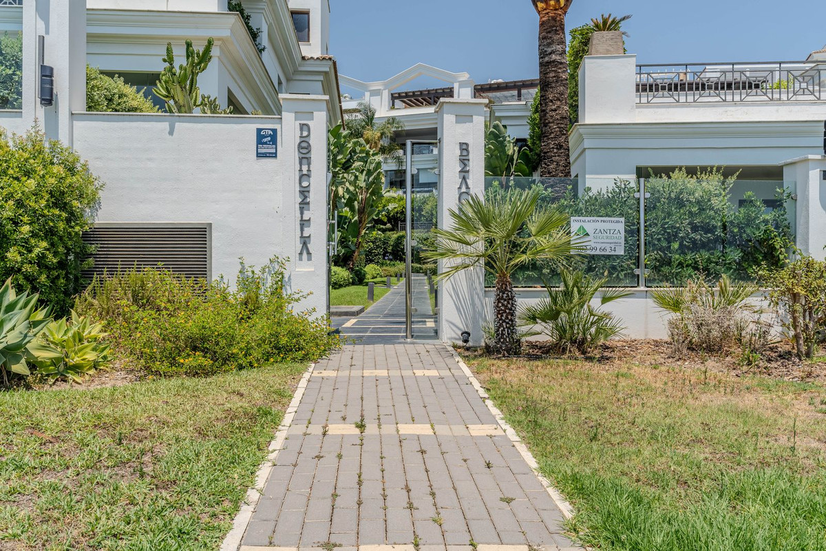 Appartement te koop in Estepona | 3 slaapkamers H5080258