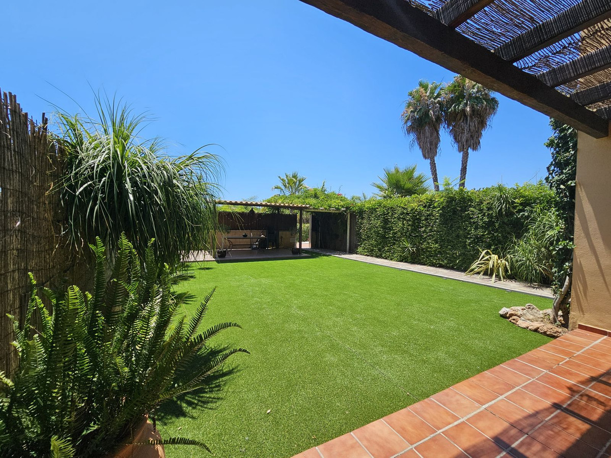 Appartement te koop in Estepona | 2 slaapkamers H5080735