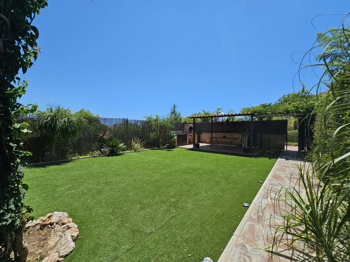 Appartement te koop in Estepona | 2 slaapkamers H5080735