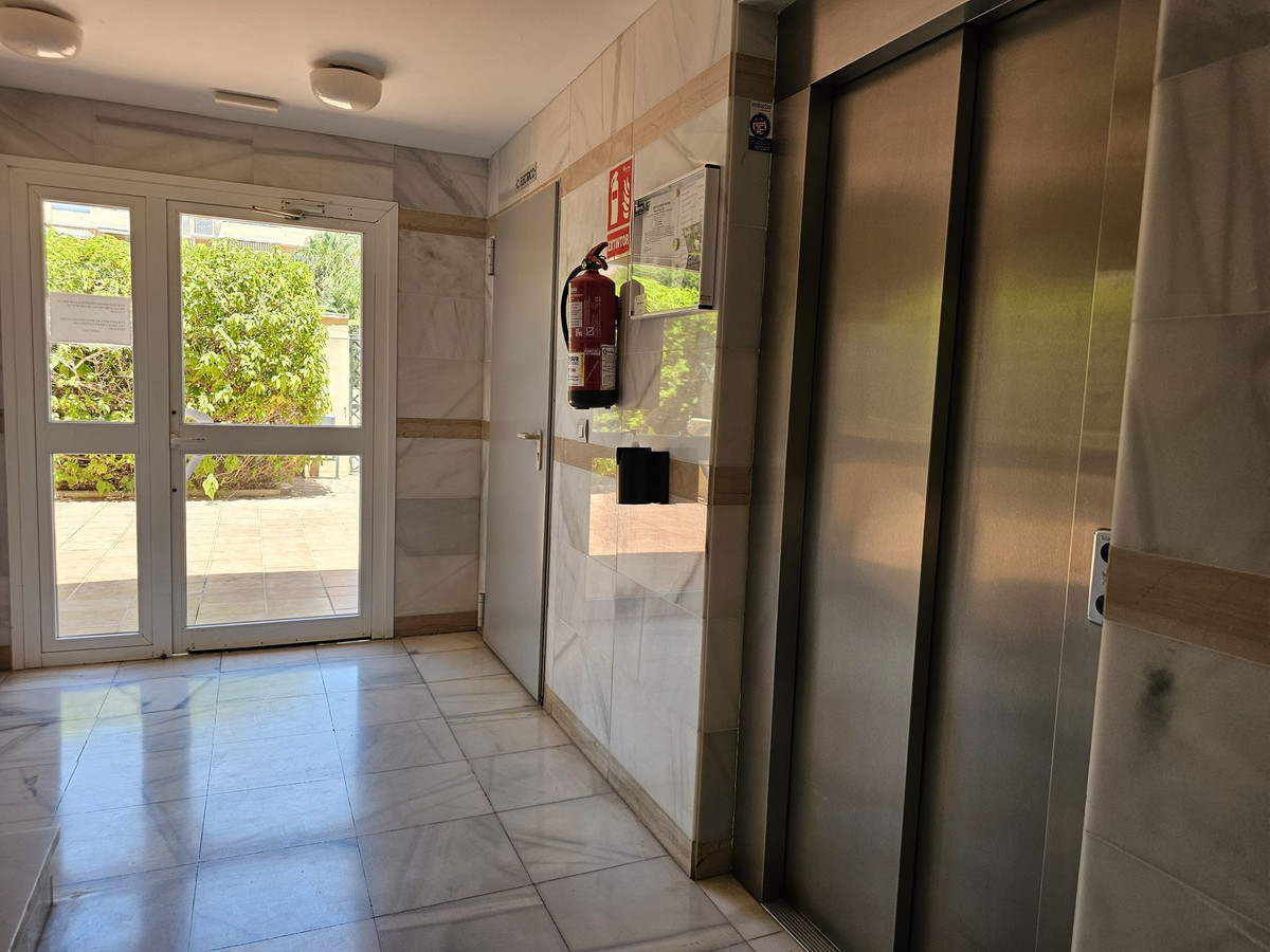 Appartement te koop in Estepona | 2 slaapkamers H5080735