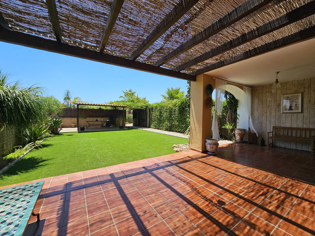 Appartement te koop in Estepona | 2 slaapkamers H5080735