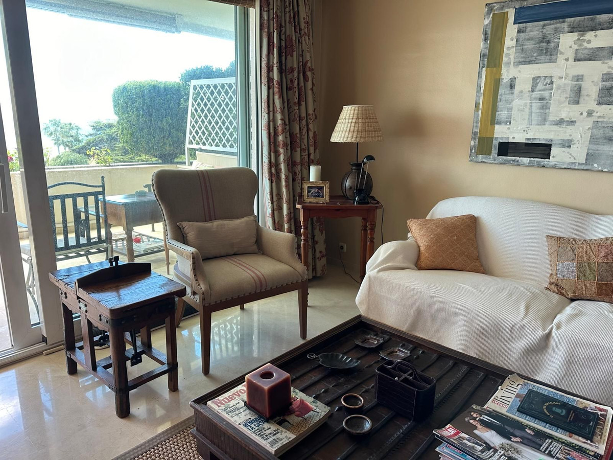 Appartement te koop in Estepona | 3 slaapkamers H5080801