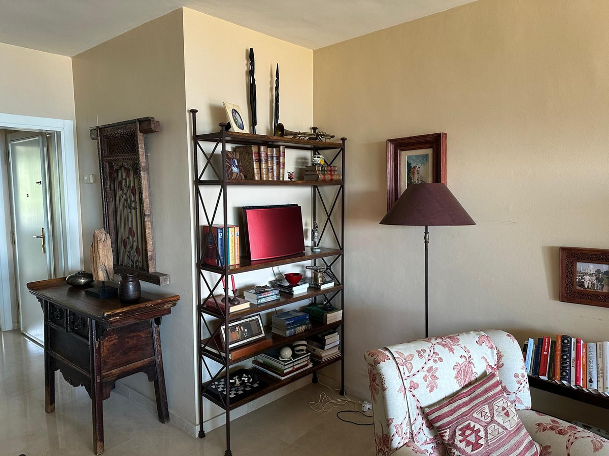 Appartement te koop in Estepona | 3 slaapkamers H5080801