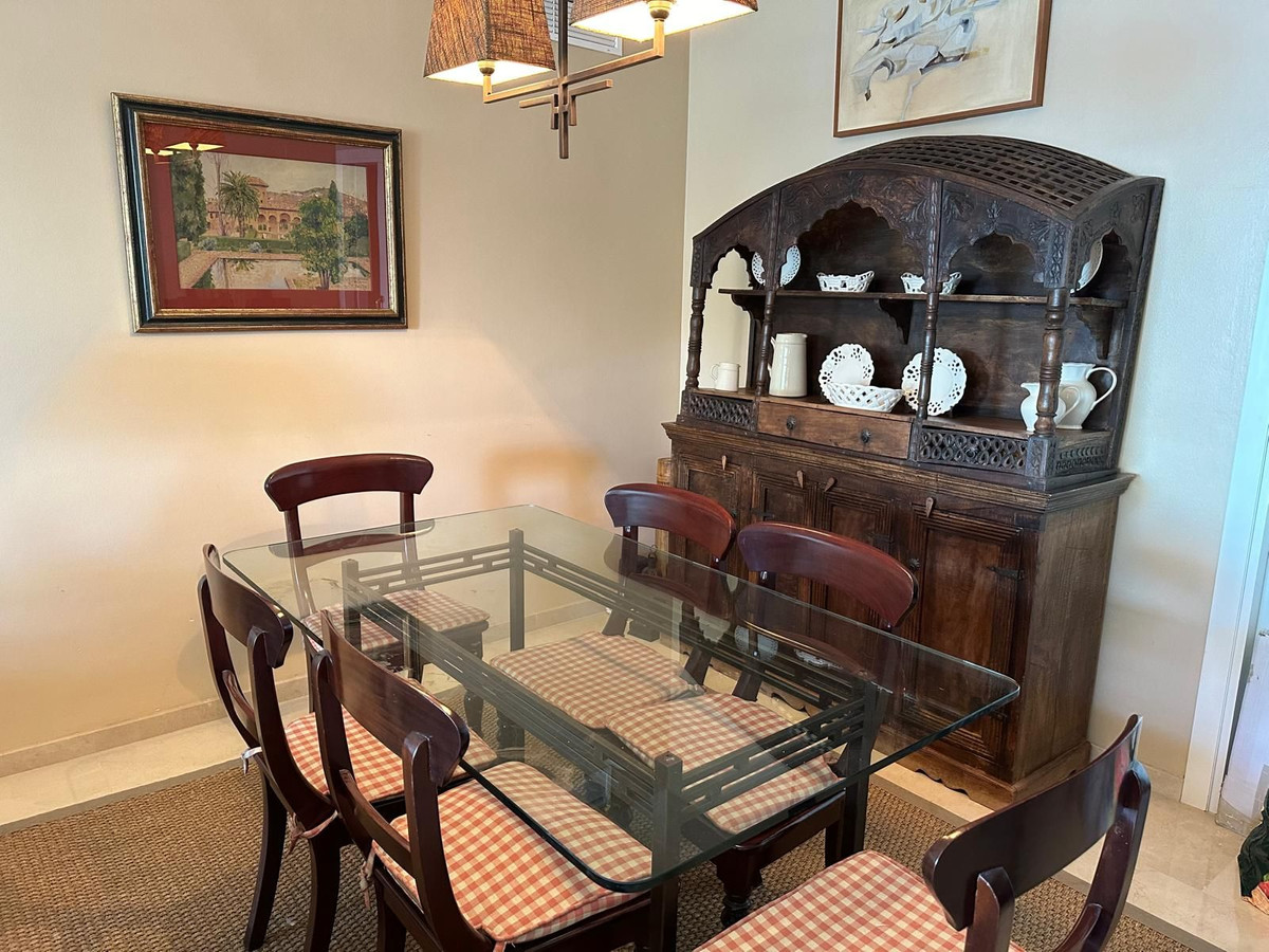 Appartement te koop in Estepona | 3 slaapkamers H5080801