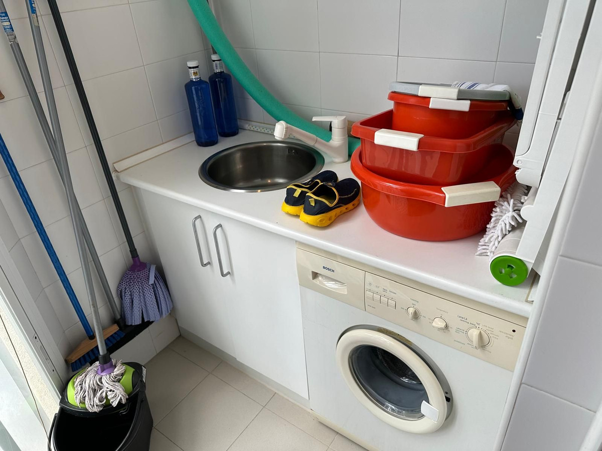Appartement te koop in Estepona | 3 slaapkamers H5080801