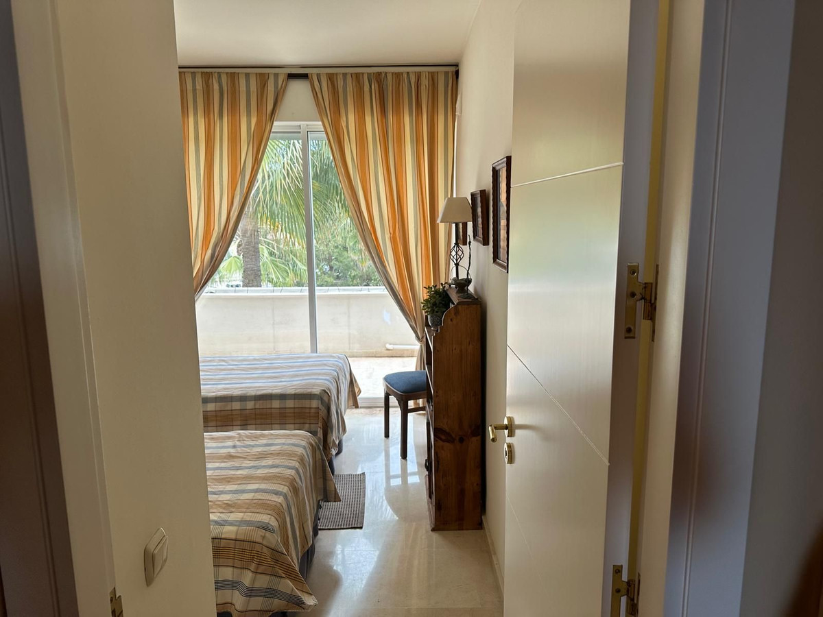 Appartement te koop in Estepona | 3 slaapkamers H5080801