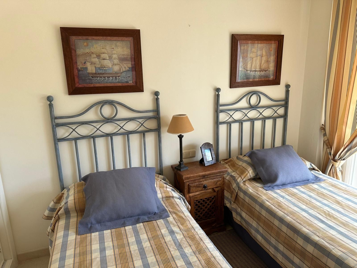 Appartement te koop in Estepona | 3 slaapkamers H5080801