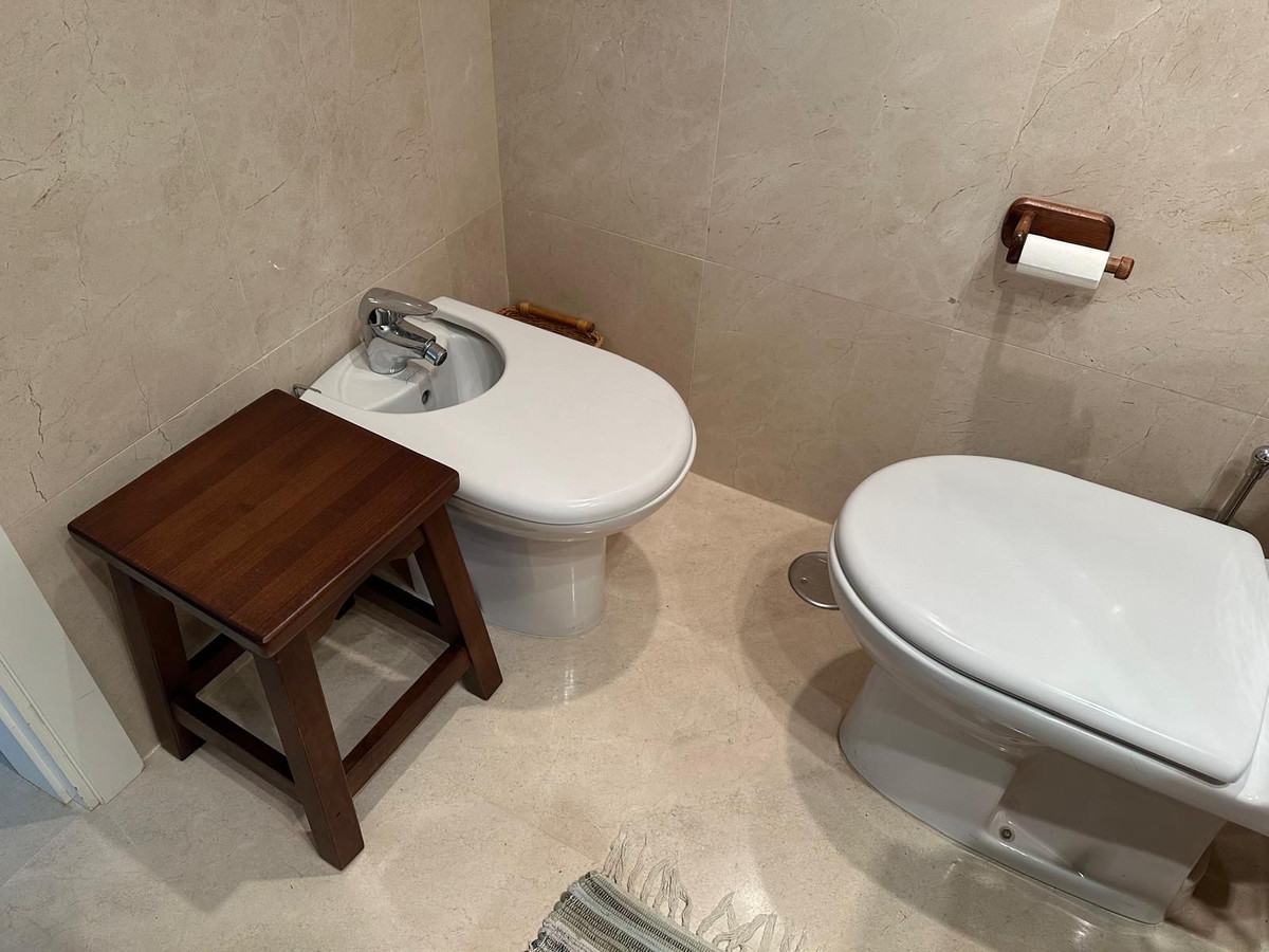 Appartement te koop in Estepona | 3 slaapkamers H5080801