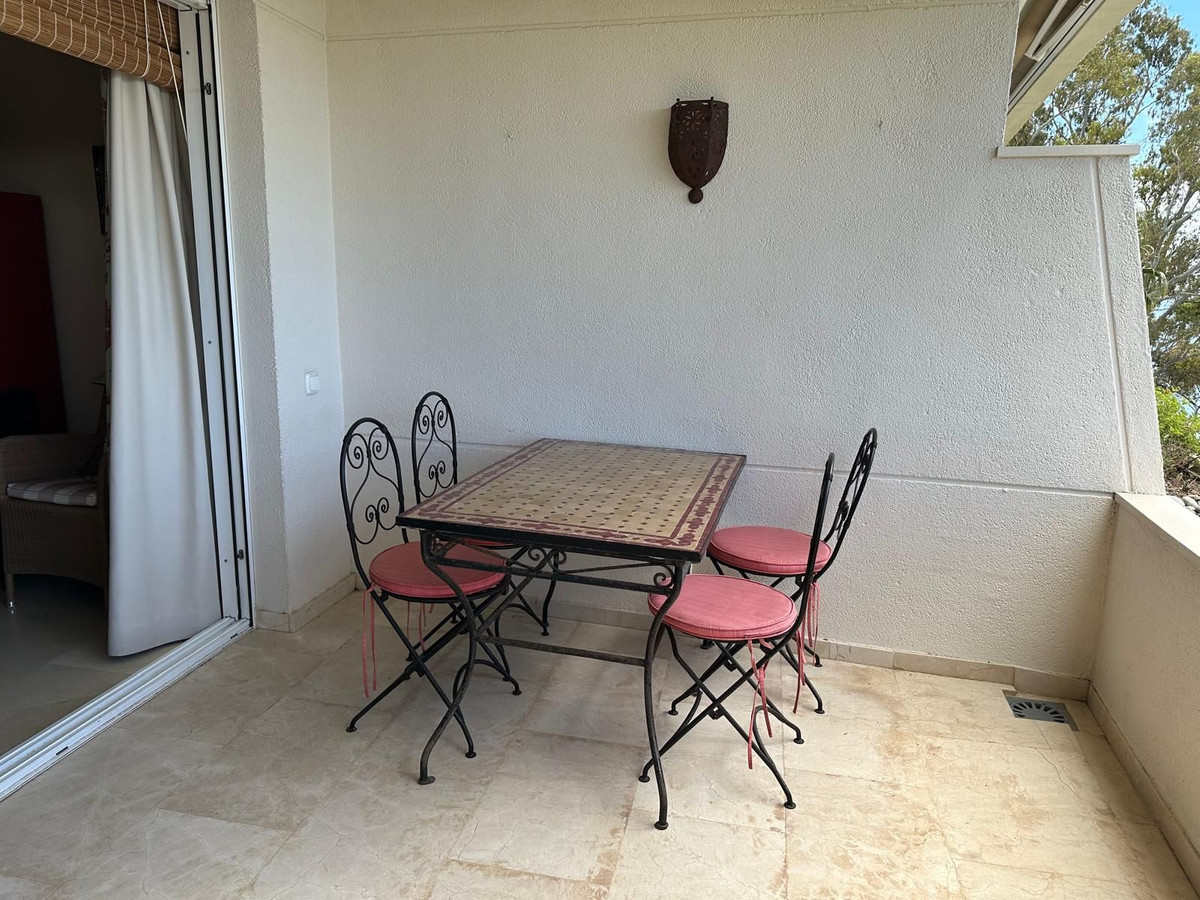 Appartement te koop in Estepona | 3 slaapkamers H5080801