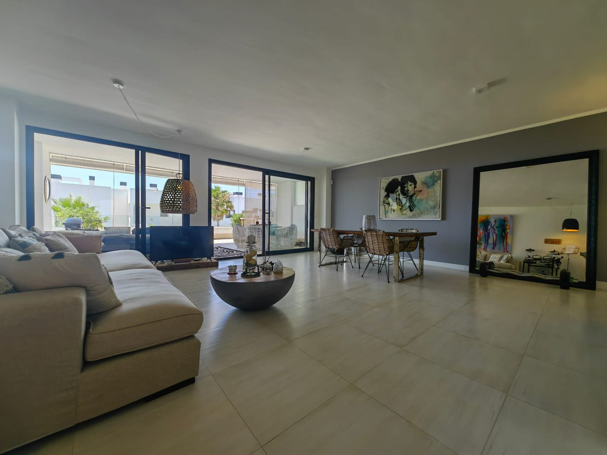 Appartement te koop in Estepona | 2 slaapkamers H5084044