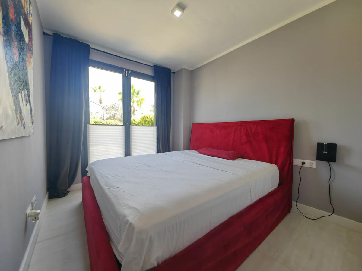 Appartement te koop in Estepona | 2 slaapkamers H5084044