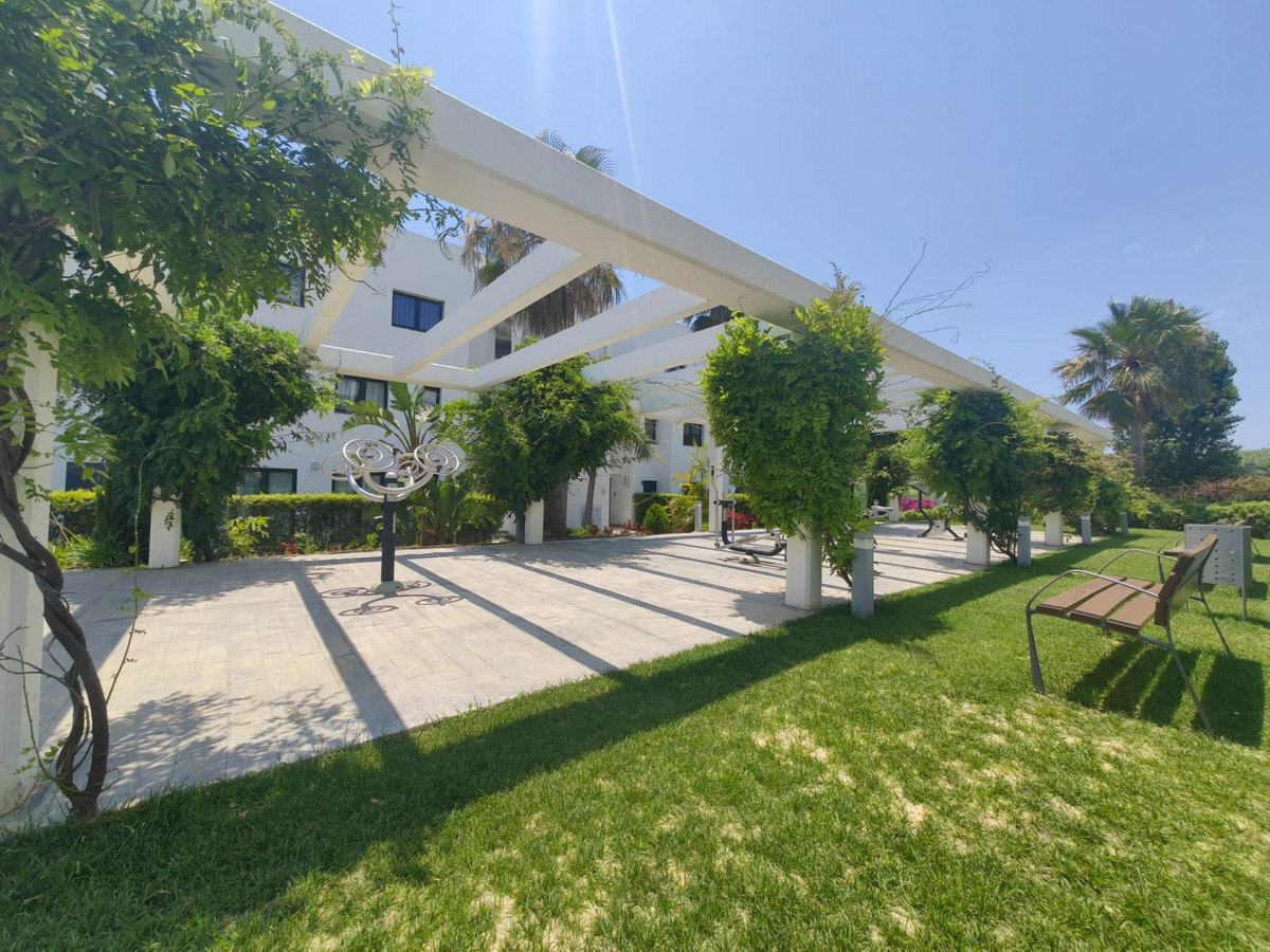 Appartement te koop in Estepona | 2 slaapkamers H5084044