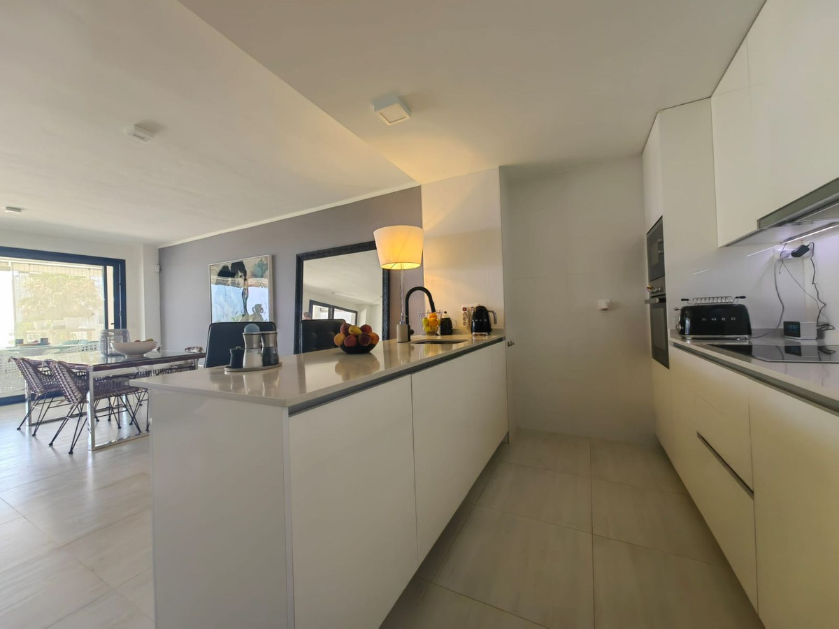 Appartement te koop in Estepona | 2 slaapkamers H5084044