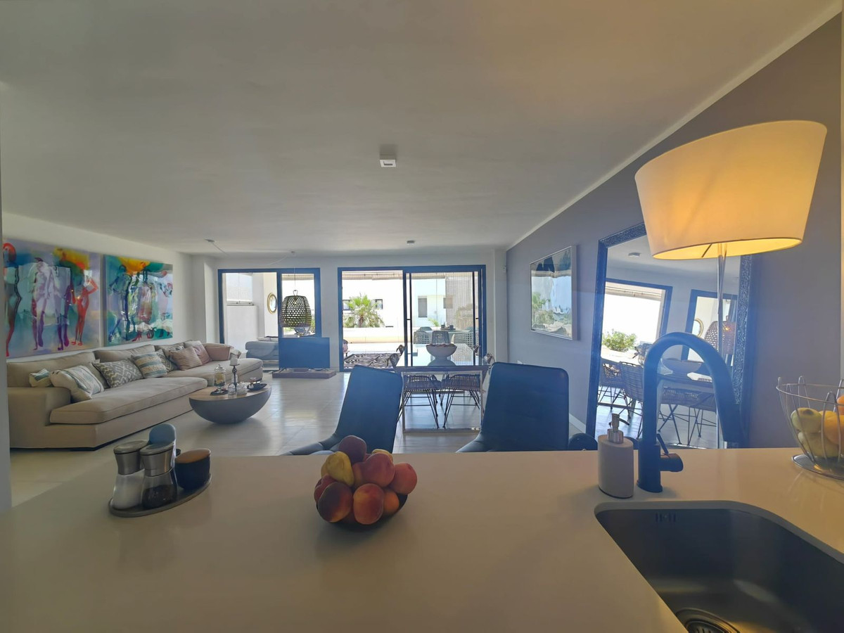 Appartement te koop in Estepona | 2 slaapkamers H5084044