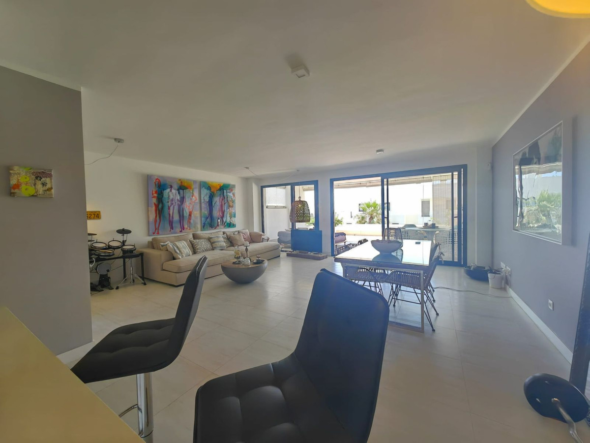 Appartement te koop in Estepona | 2 slaapkamers H5084044