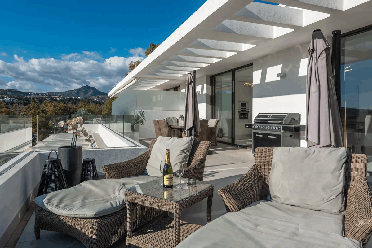 Appartement te koop in Estepona | 3 slaapkamers H5084050