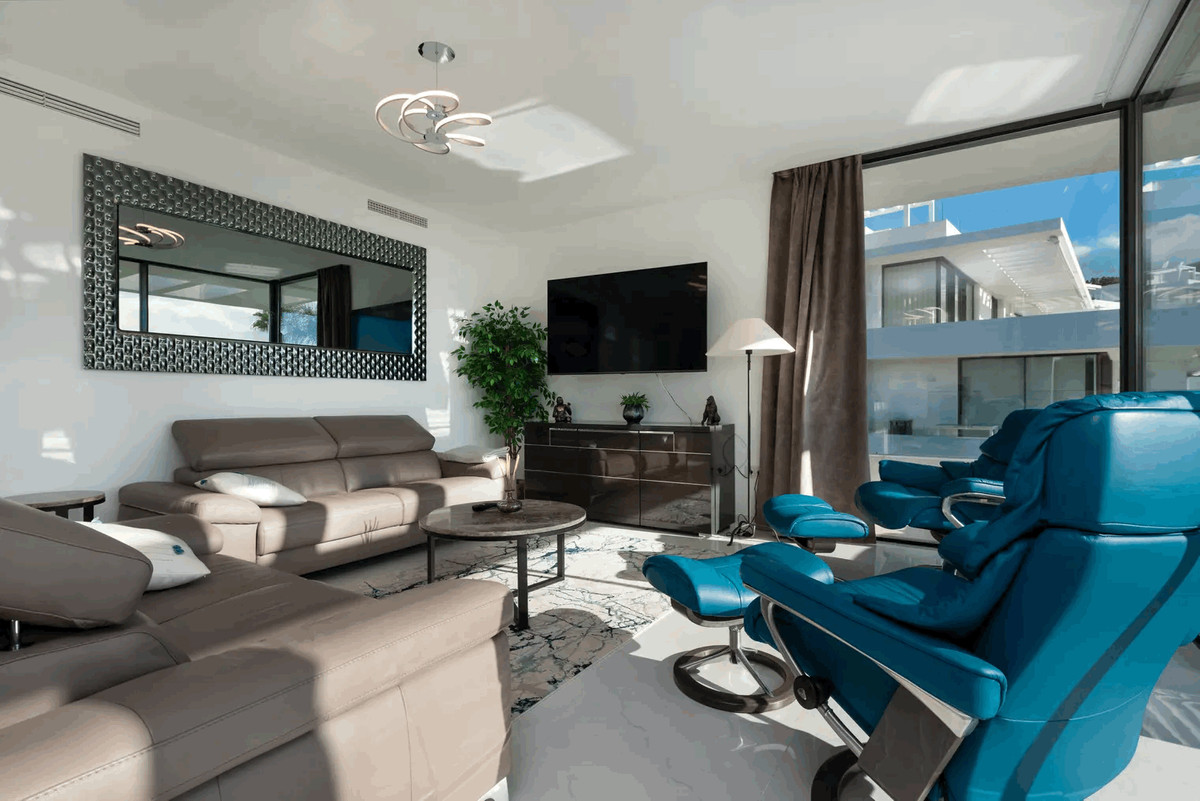 Appartement te koop in Estepona | 3 slaapkamers H5084050