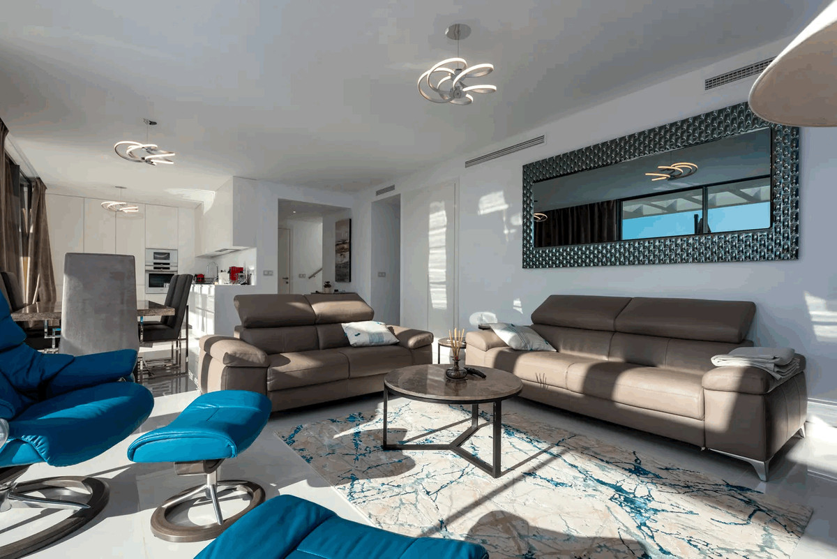 Appartement te koop in Estepona | 3 slaapkamers H5084050