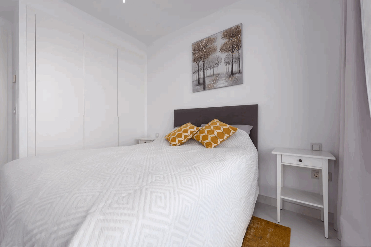 Appartement te koop in Estepona | 3 slaapkamers H5084050
