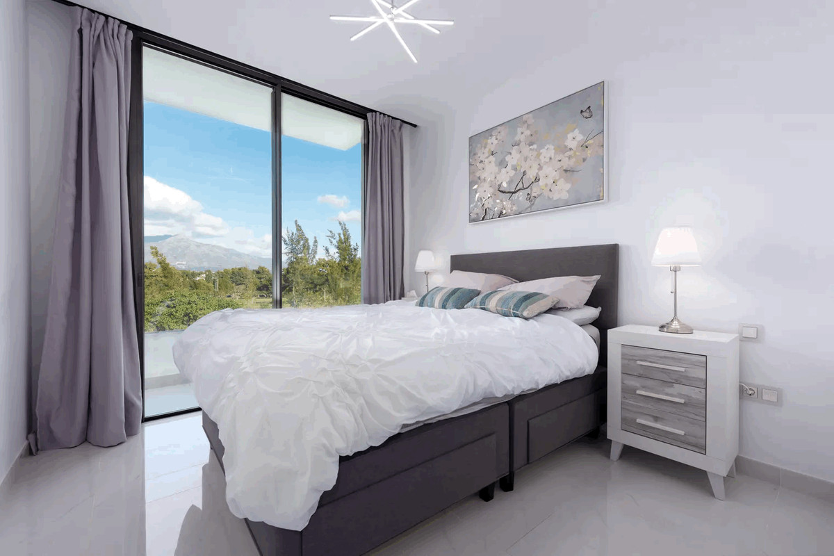Appartement te koop in Estepona | 3 slaapkamers H5084050