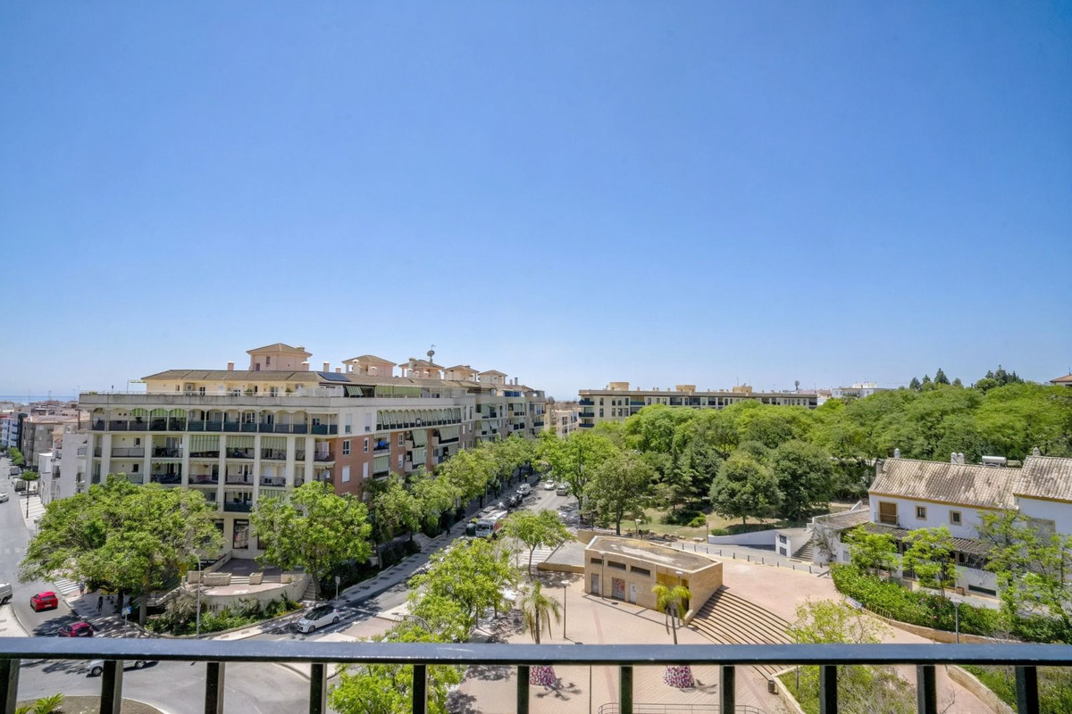 Appartement te koop in Estepona | 3 slaapkamers H5084170