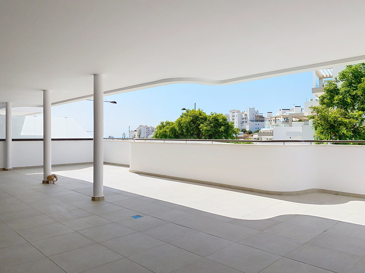 Appartement te koop in Estepona | 4 slaapkamers H5084467