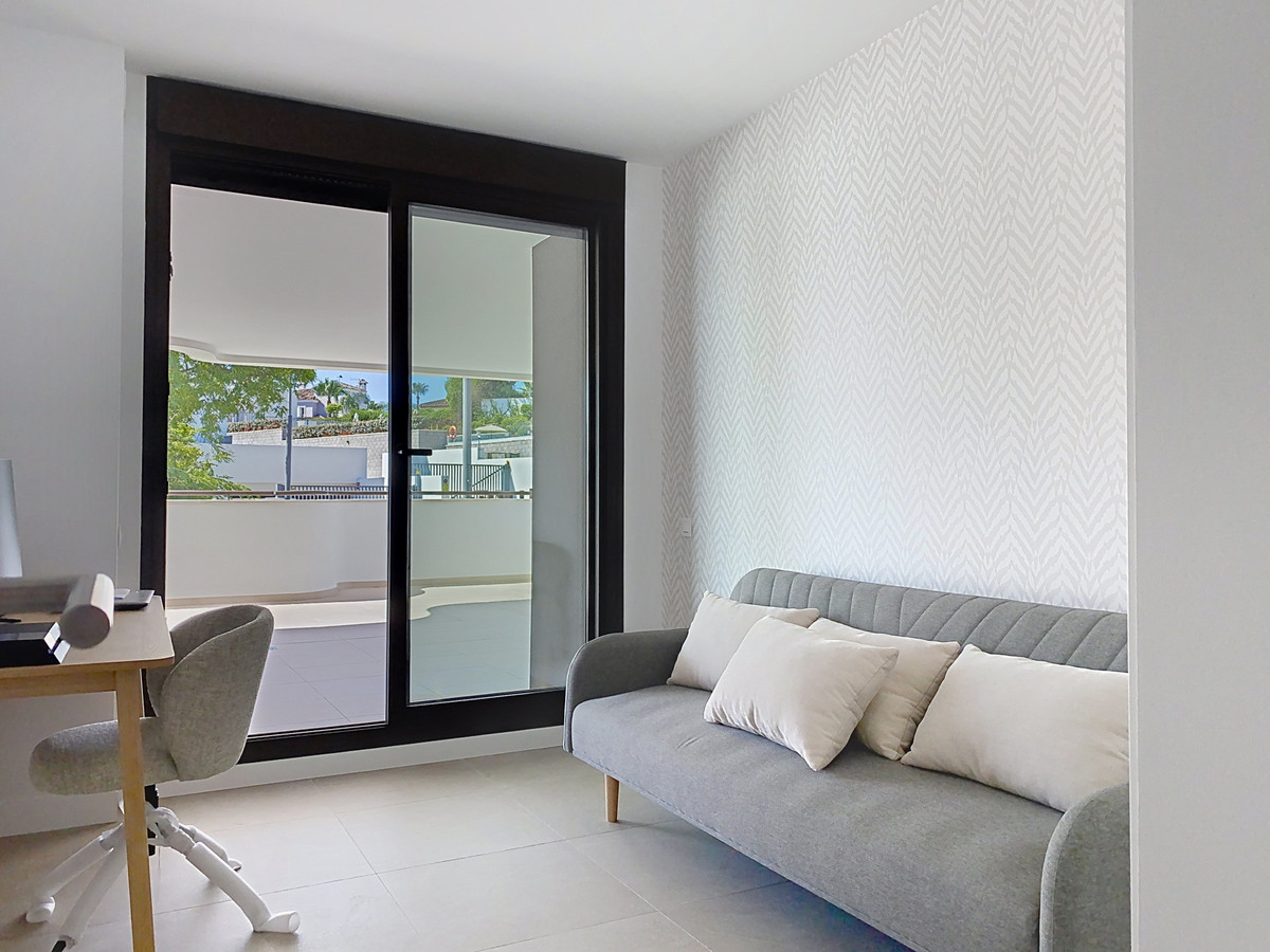 Appartement te koop in Estepona | 4 slaapkamers H5084467