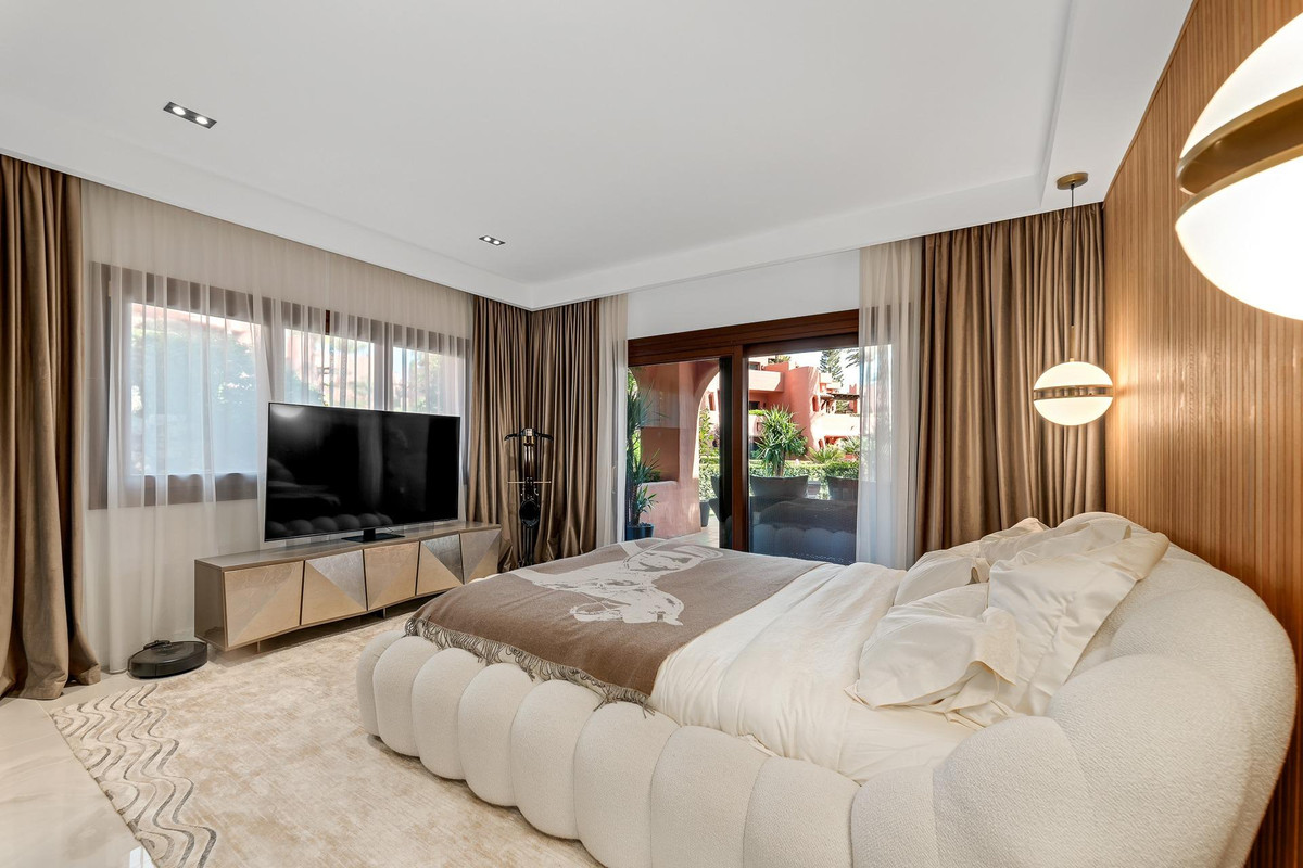 Appartement te koop in Estepona | 3 slaapkamers H5085235