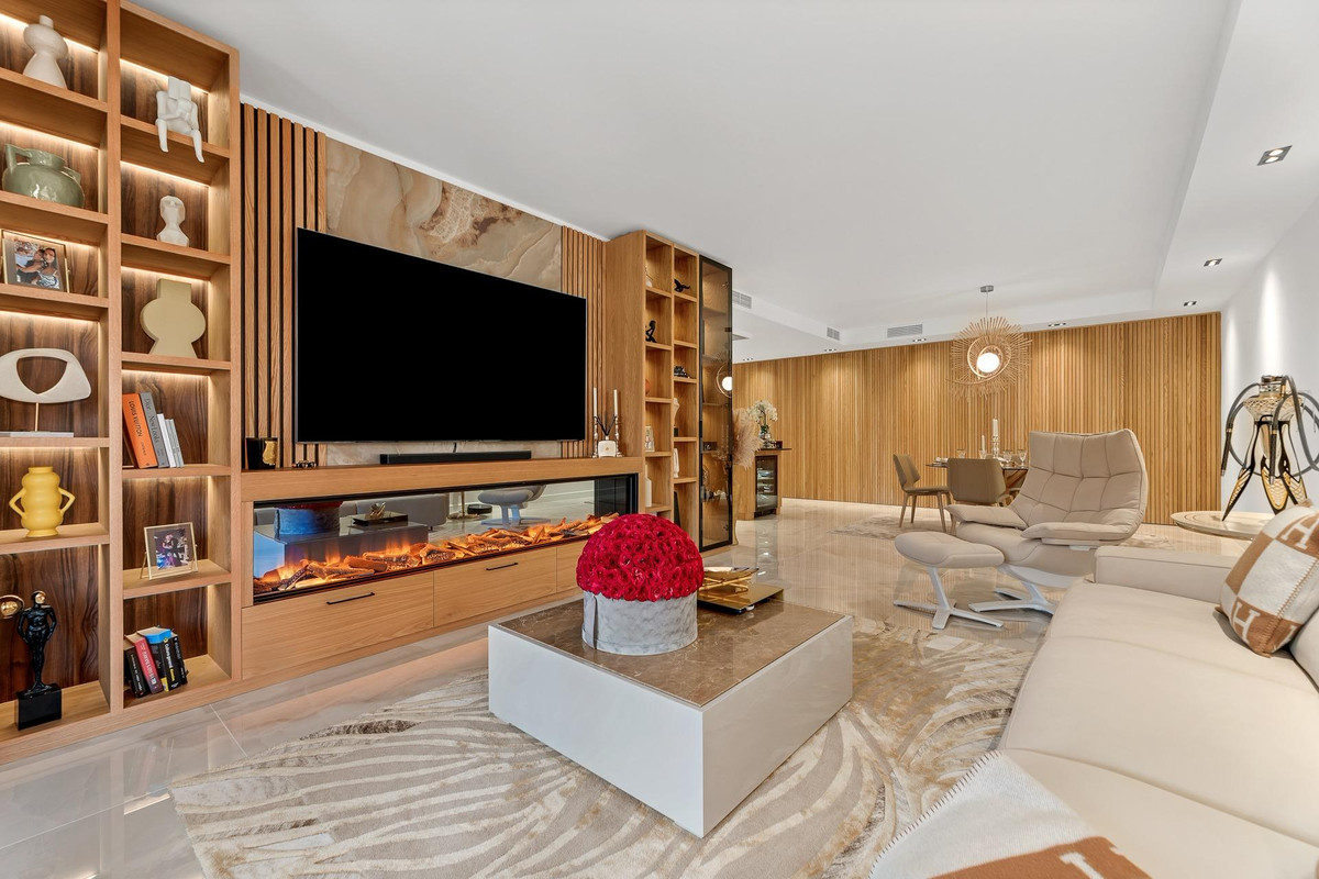 Appartement te koop in Estepona | 3 slaapkamers H5085235