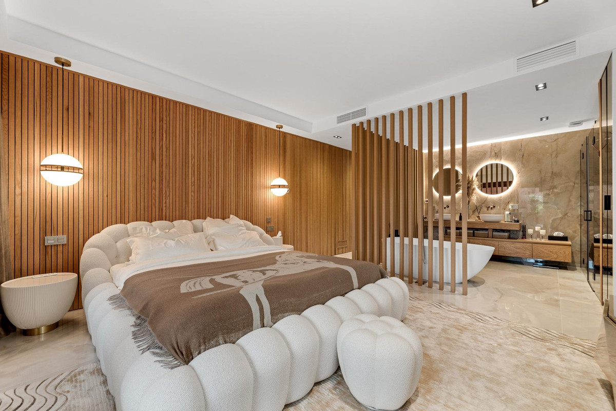 Appartement te koop in Estepona | 3 slaapkamers H5085235