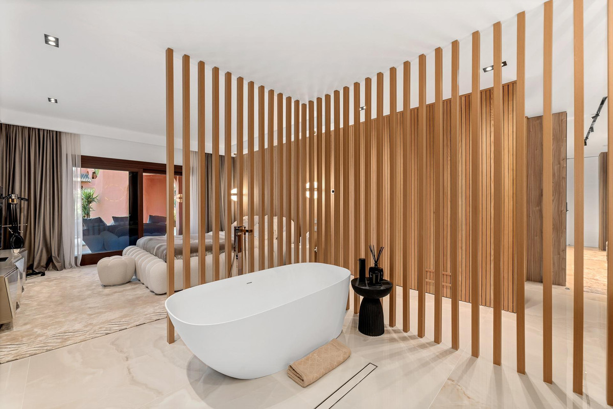 Appartement te koop in Estepona | 3 slaapkamers H5085235