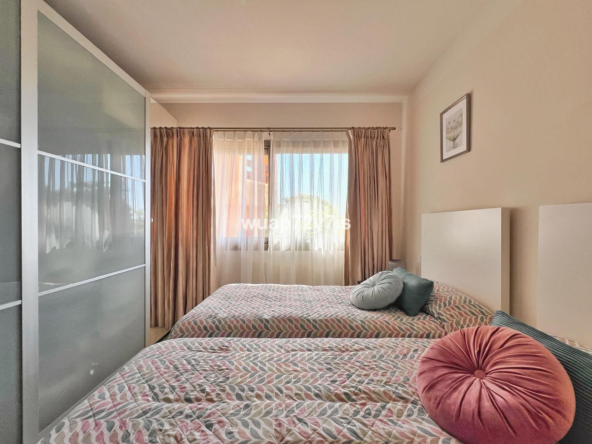 Appartement te koop in Estepona | 2 slaapkamers H5085637