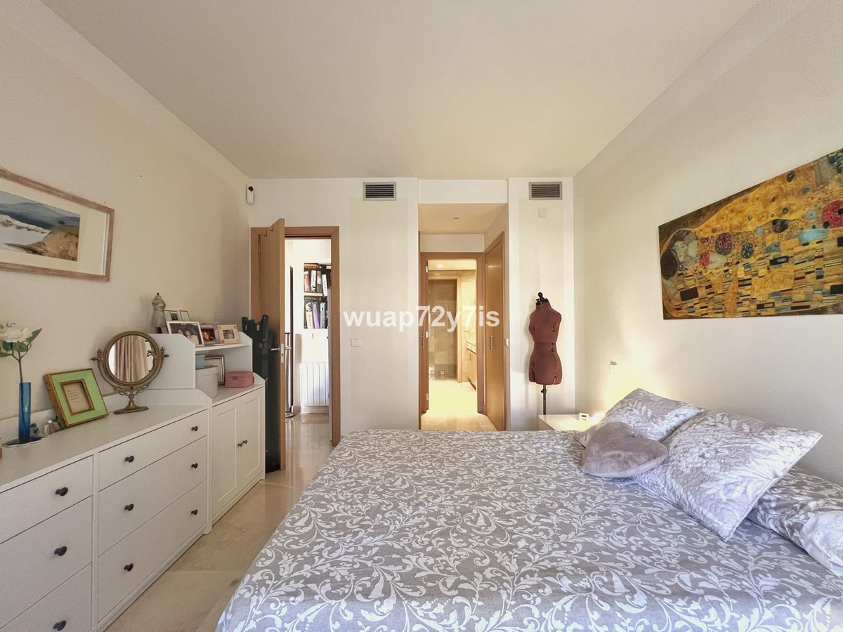 Appartement te koop in Estepona | 2 slaapkamers H5085637