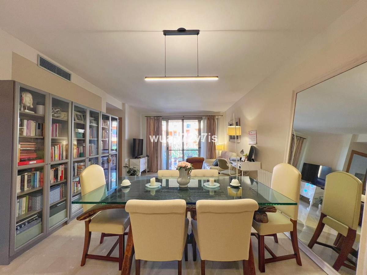 Appartement te koop in Estepona | 2 slaapkamers H5085637