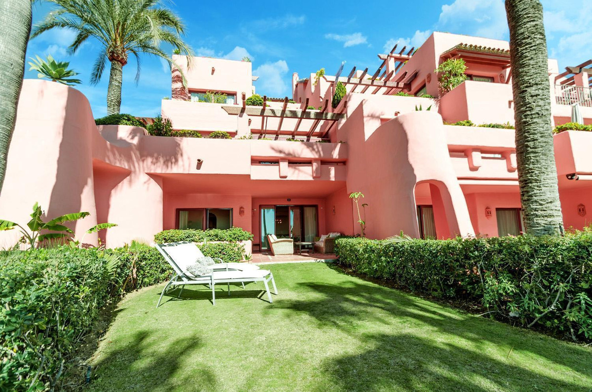 Appartement te koop in Estepona | 2 slaapkamers H5103820