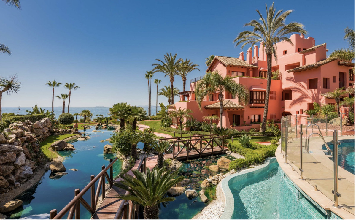Appartement te koop in Estepona | 2 slaapkamers H5103820