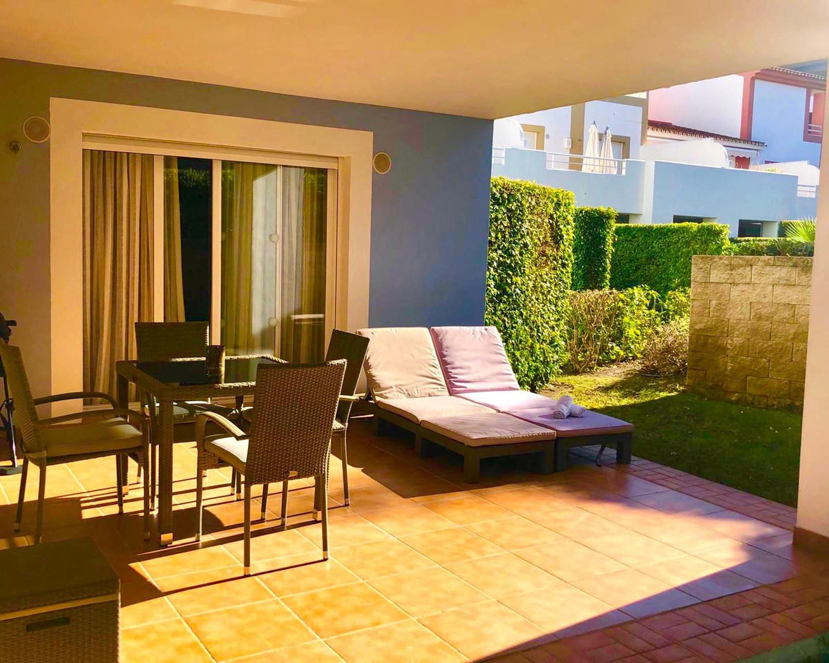 Appartement te koop in Estepona | 2 slaapkamers H5103940