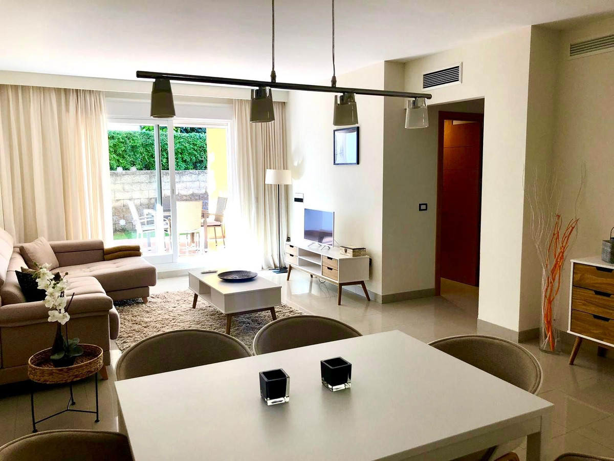 Appartement te koop in Estepona | 2 slaapkamers H5103940