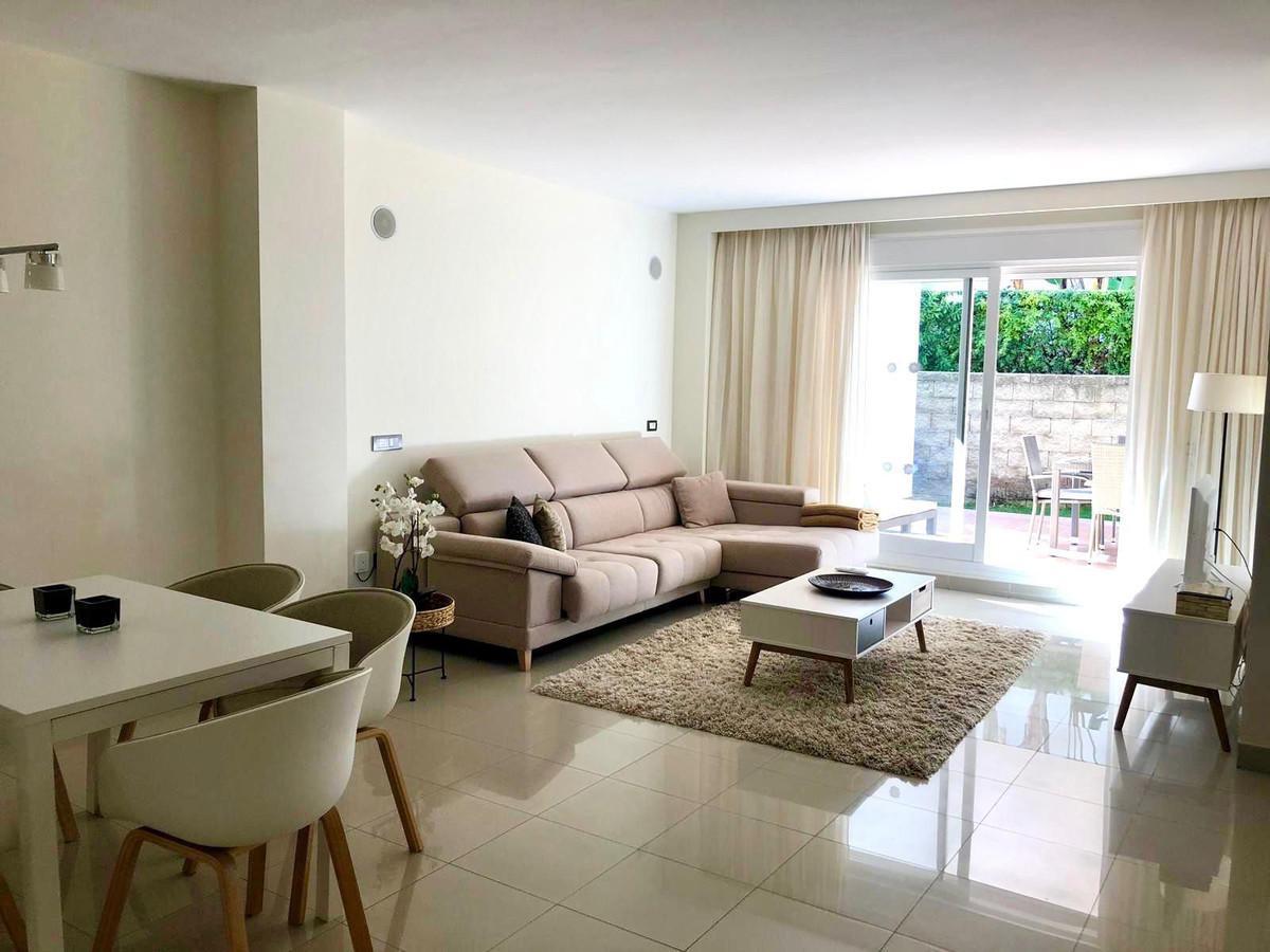 Appartement te koop in Estepona | 2 slaapkamers H5103940