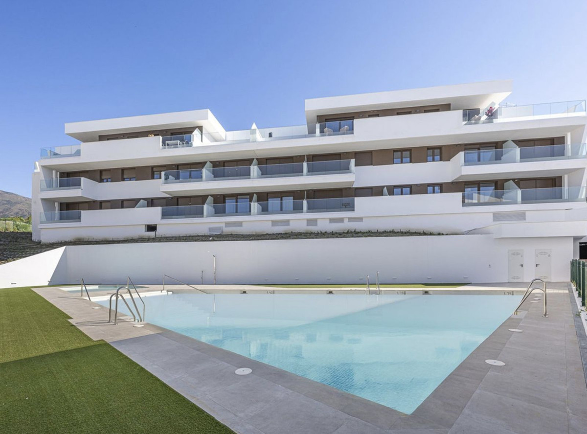 Appartement te koop in Estepona | 3 slaapkamers H5104048