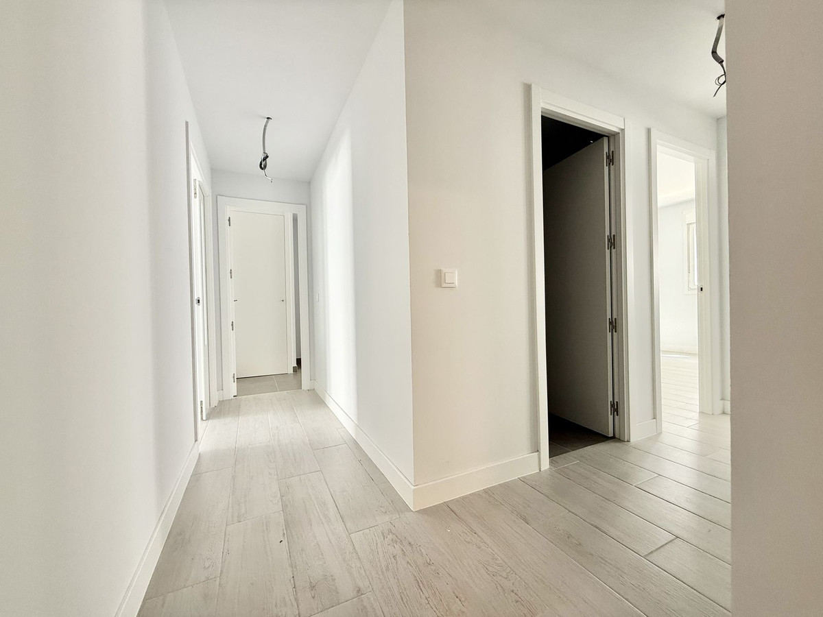 Appartement te koop in Estepona | 3 slaapkamers H5104048